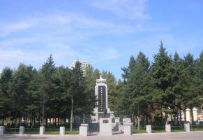 Monument in Zhaolin Park